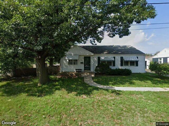 House image located at Peoria, IL 61614