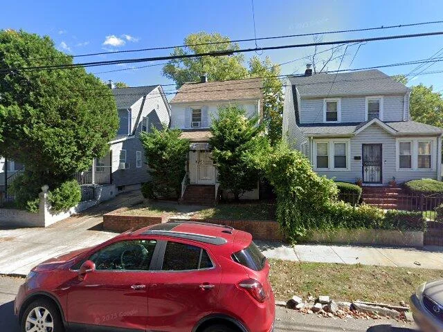 House image located at Saint Albans, NY 11412