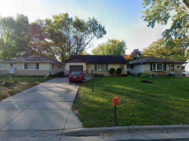 House image located at Minneapolis, MN 55421