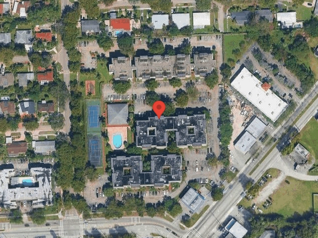 House image located at Miami, FL 33161