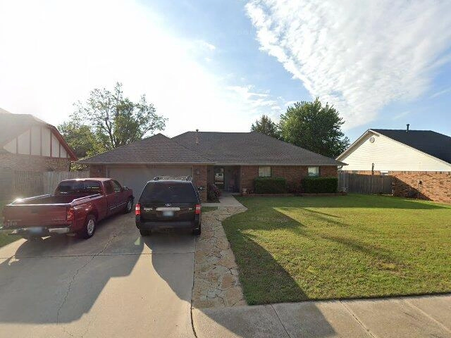 House image located at Yukon, OK 73099