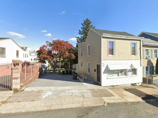 House image located at Paterson, NJ 07503