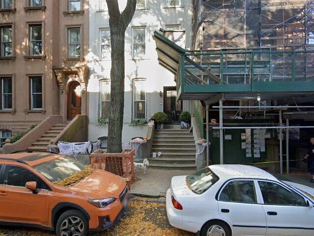 House image located at Wyandotte, MI 48192