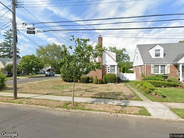 House image located at Malverne, NY 11565