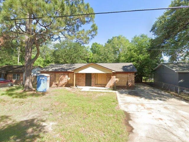 House image located at Pensacola, FL 32506