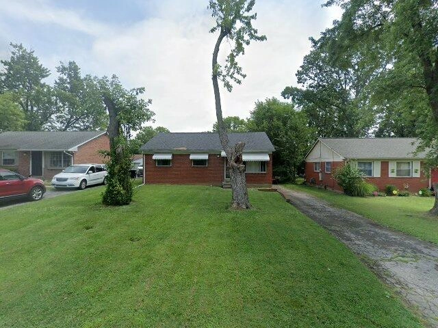 House image located at Louisville, KY 40218