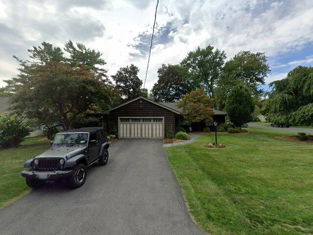 House image located at Clementon, NJ 08021