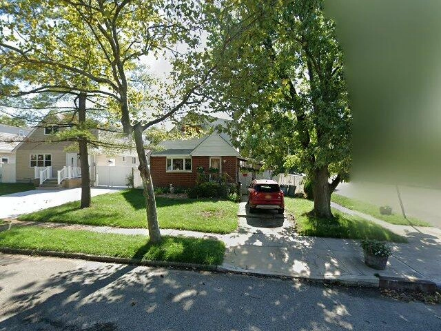 House image located at Staten Island, NY 10309