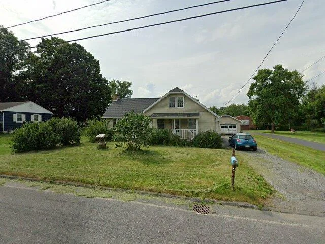 House image located at Oriskany, NY 13424