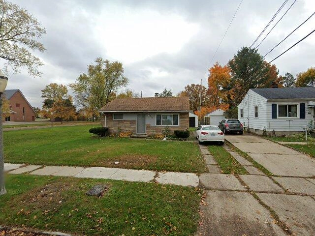 House image located at Lansing, MI 48910