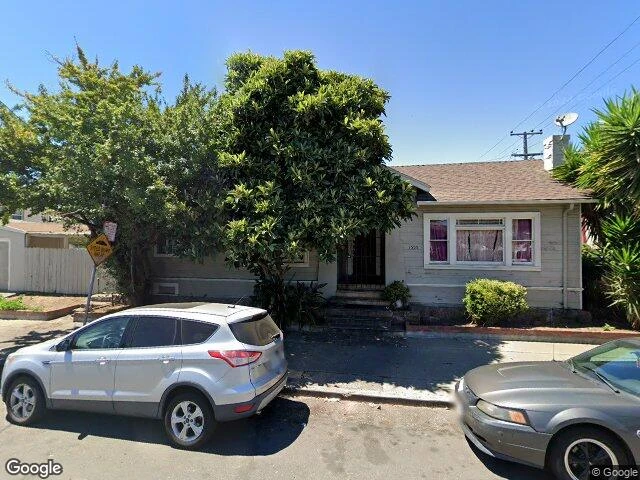 House image located at Oakland, CA 94601