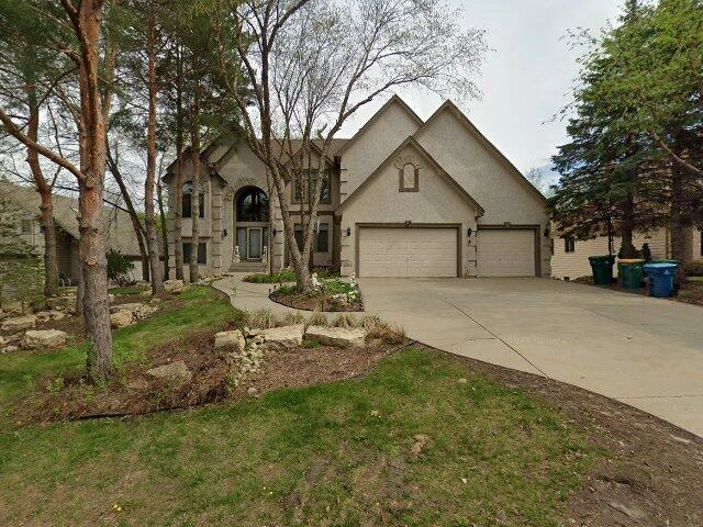 House image located at Burnsville, MN 55337