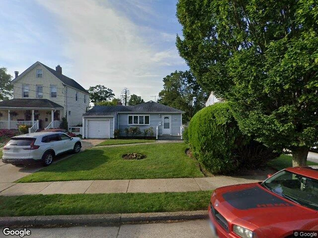 House image located at Freeport, NY 11520