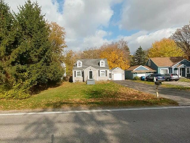 House image located at Willoughby, OH 44094