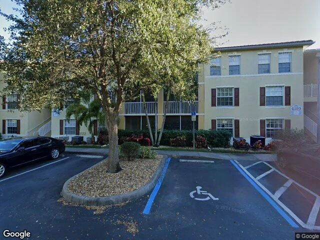 House image located at Fort Myers, FL 33901