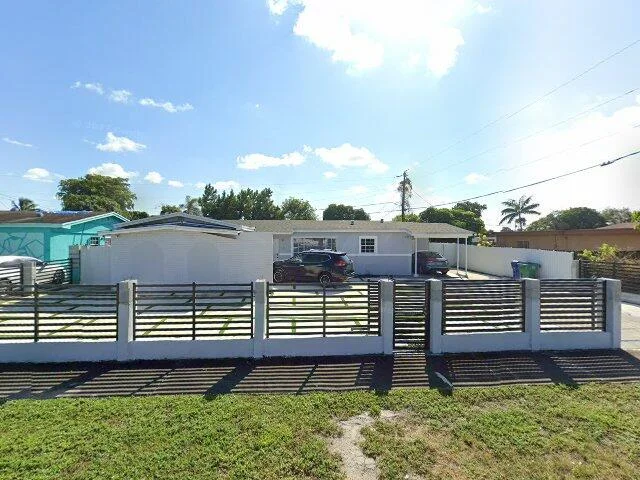 House image located at Miami, FL 33169
