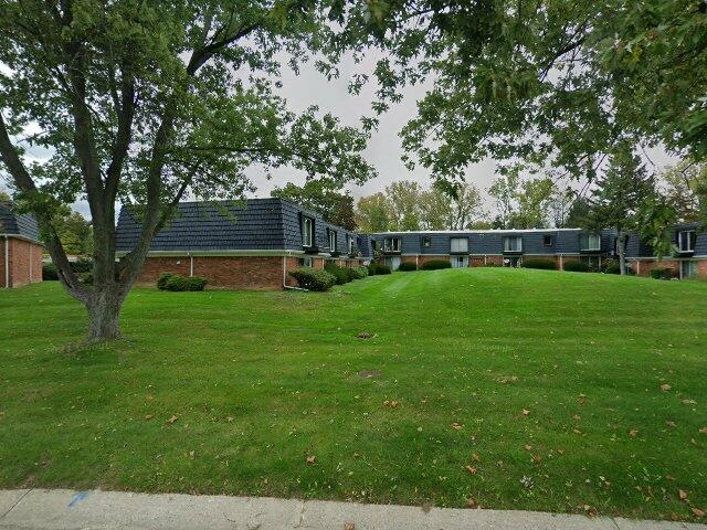 House image located at Waterford, MI 48328