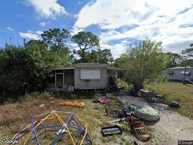 House image located at North Fort Myers, FL 33917