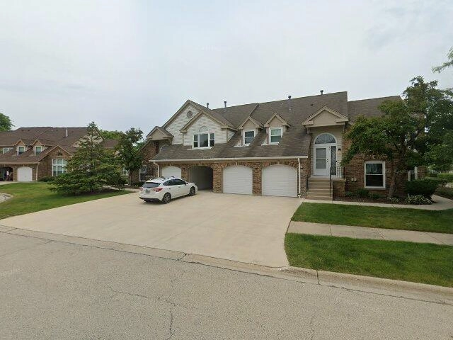 House image located at Buffalo Grove, IL 60089