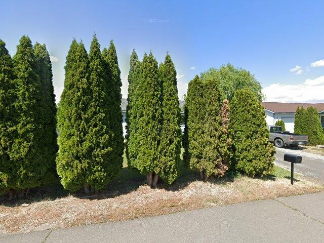 House image located at Granger, WA 98932