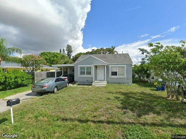 House image located at Lake Worth, FL 33462