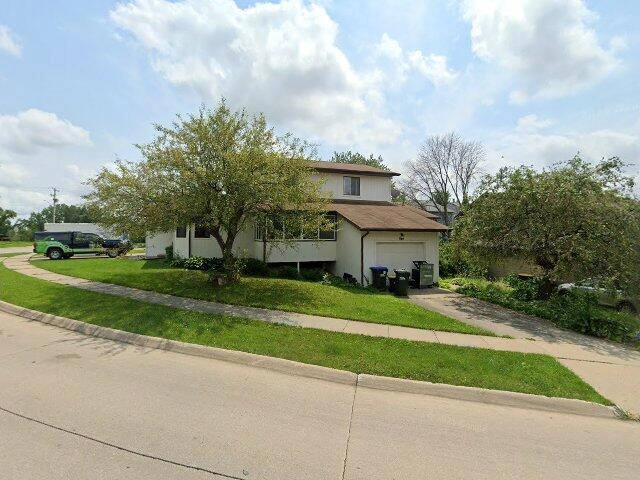 House image located at Iowa City, IA 52245