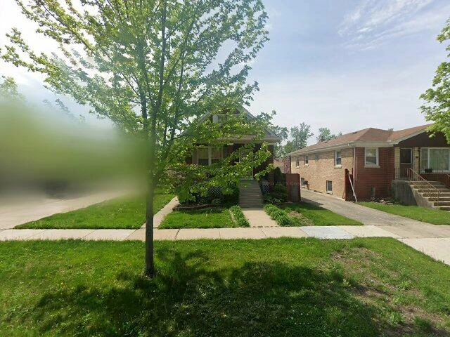 House image located at Lyons, IL 60534