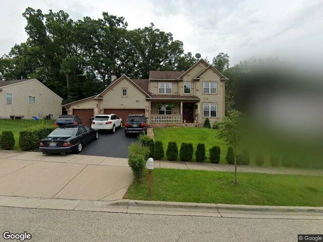 House image located at Carpentersville, IL 60110