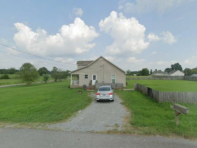 House image located at Fayetteville, TN 37334