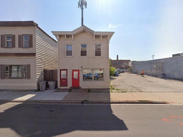 House image located at Milwaukee, WI 53204