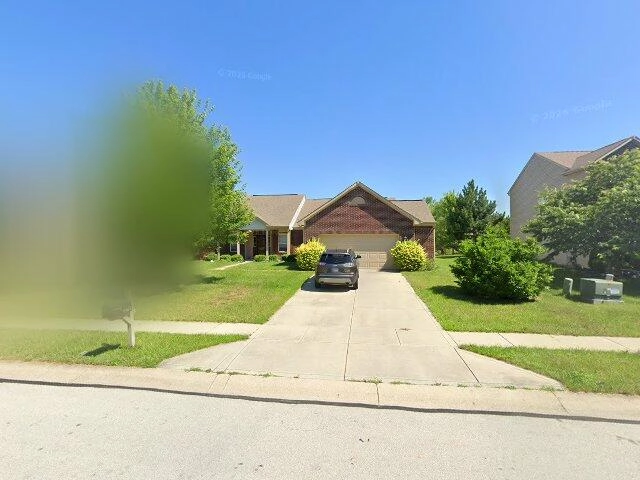 House image located at Avon, IN 46123