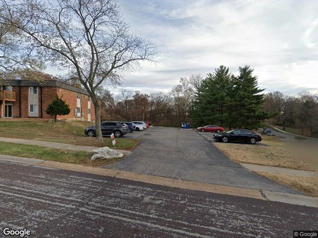 House image located at Saint Louis, MO 63129