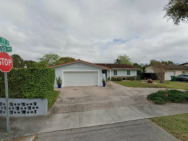 House image located at Miami, FL 33183
