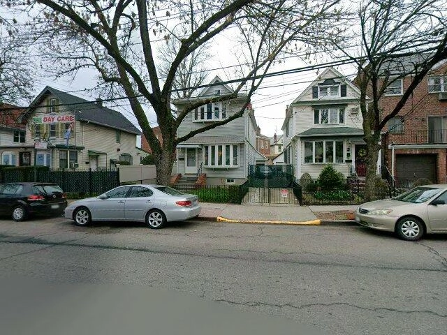 House image located at Bellwood, IL 60104