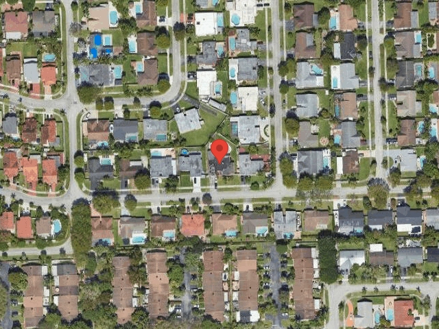 House image located at Miami, FL 33186