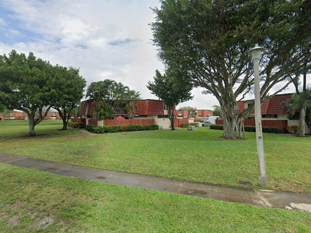 House image located at West Palm Beach, FL 33406