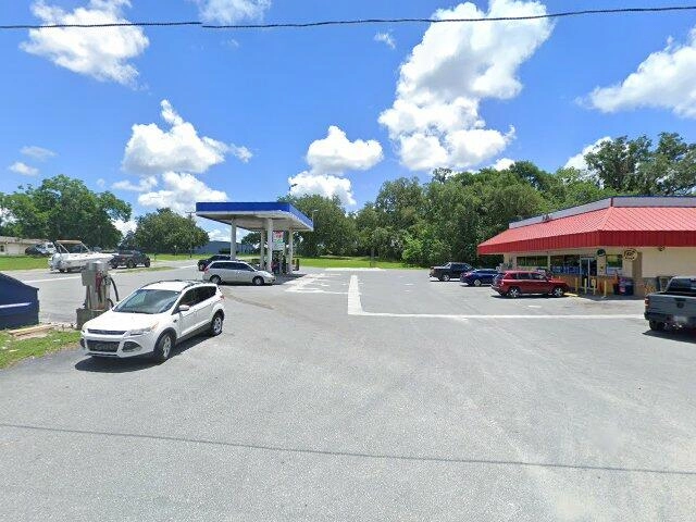 House image located at Center Hill, FL 33514