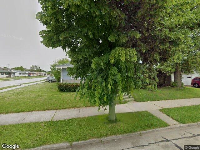 House image located at Racine, WI 53404