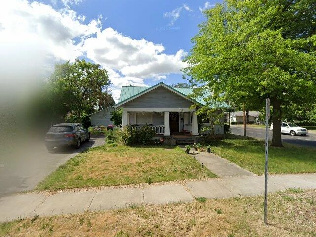 House image located at Harriman, TN 37748