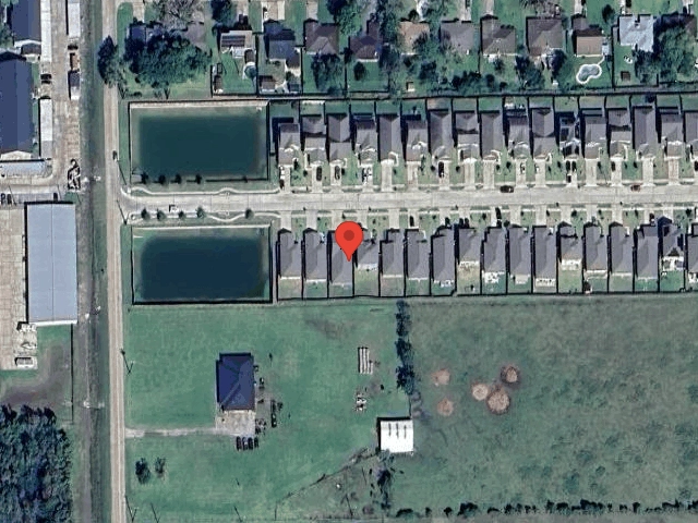 House image located at Angleton, TX 77515