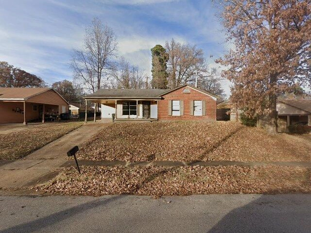 House image located at Memphis, TN 38127
