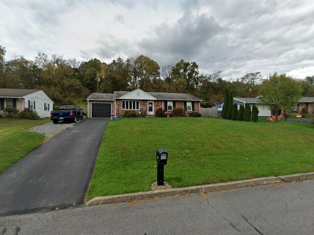 House image located at Lake Worth, FL 33463