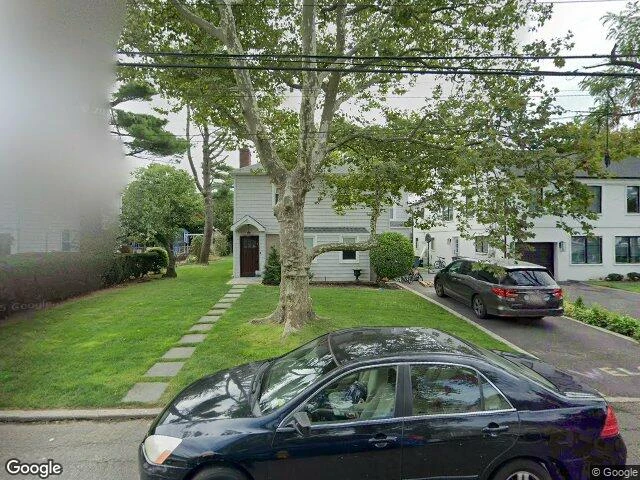 House image located at Cedarhurst, NY 11516