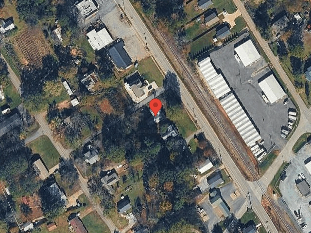 House image located at Brocton, IL 61917