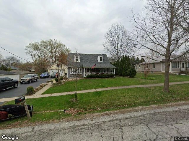 House image located at Westmont, IL 60559