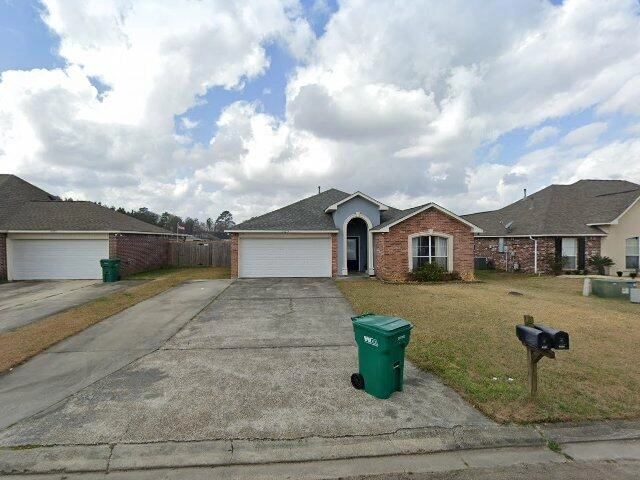 House image located at Denham Springs, LA 70726