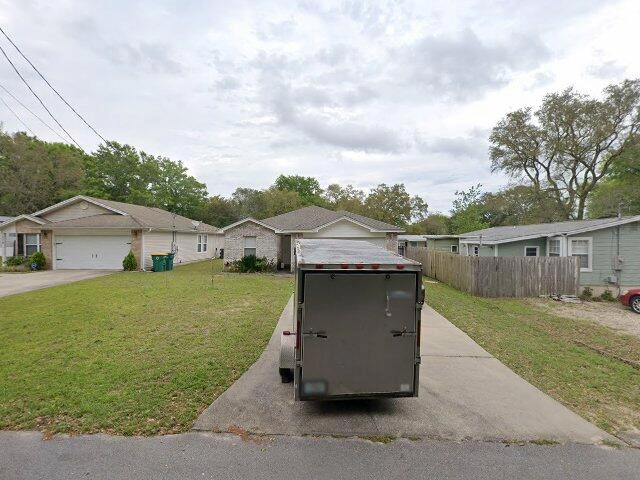 House image located at Niceville, FL 32578