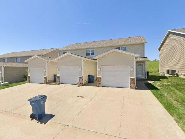 House image located at Fairfax, IA 52228