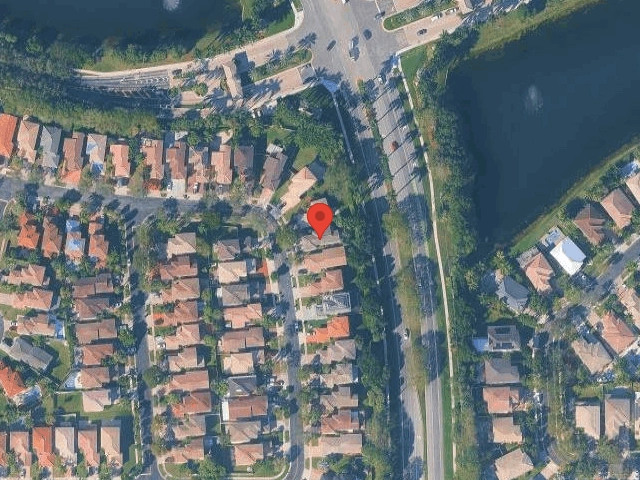 House image located at Hollywood, FL 33027