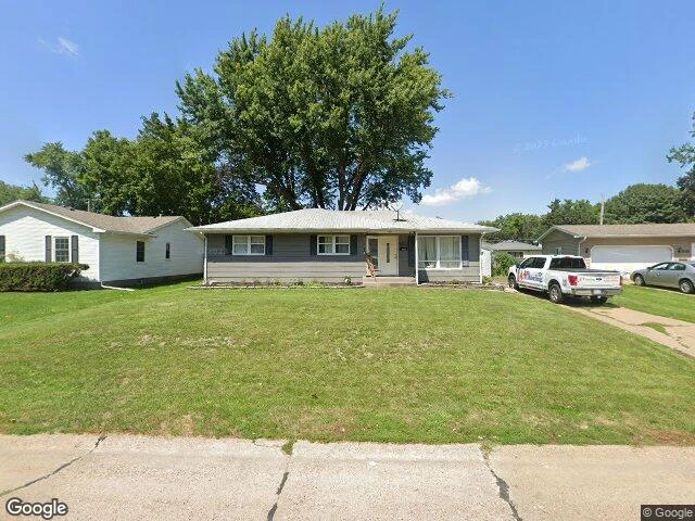 House image located at Rock Island, IL 61201